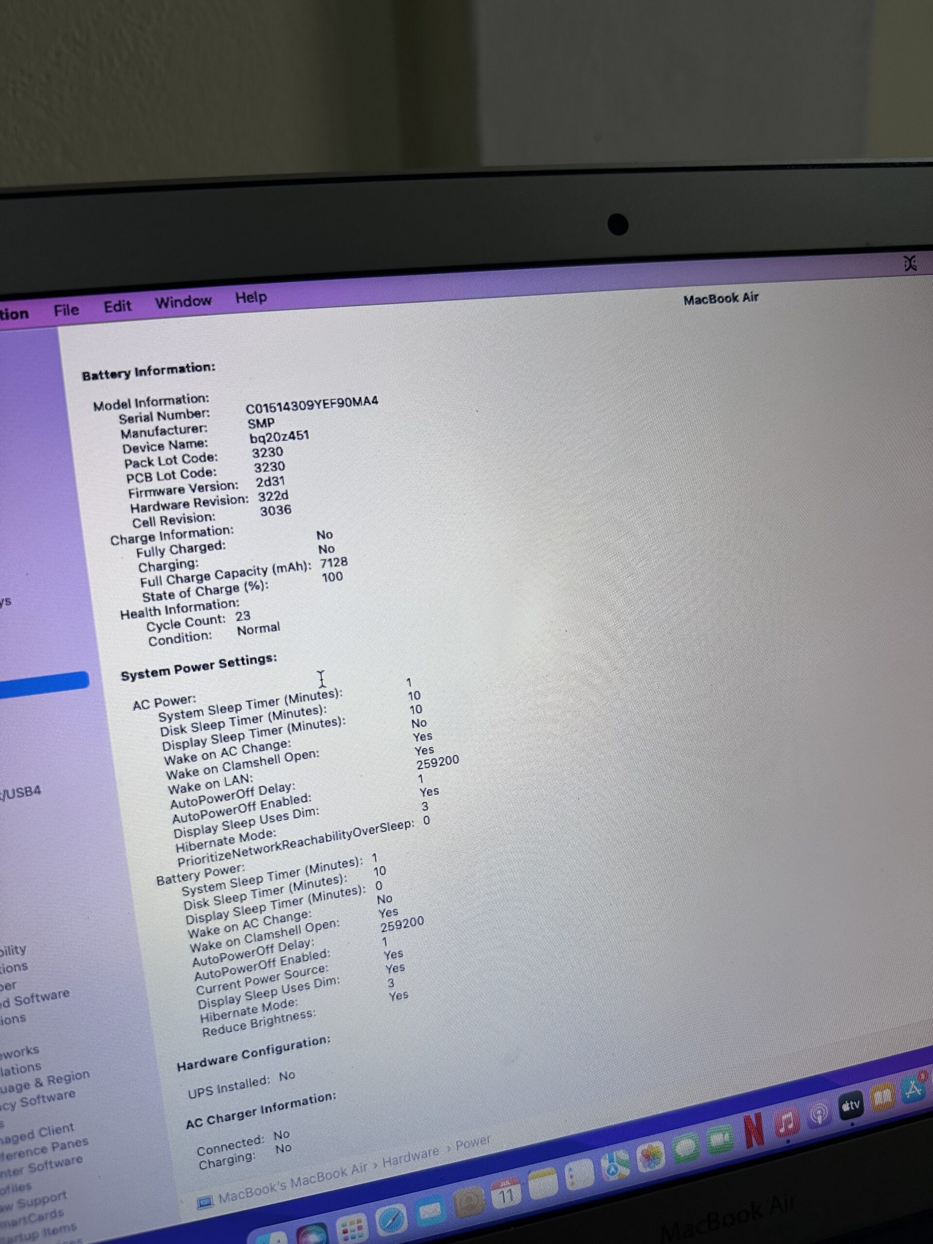 MacBook Air 2017 Available and Selling