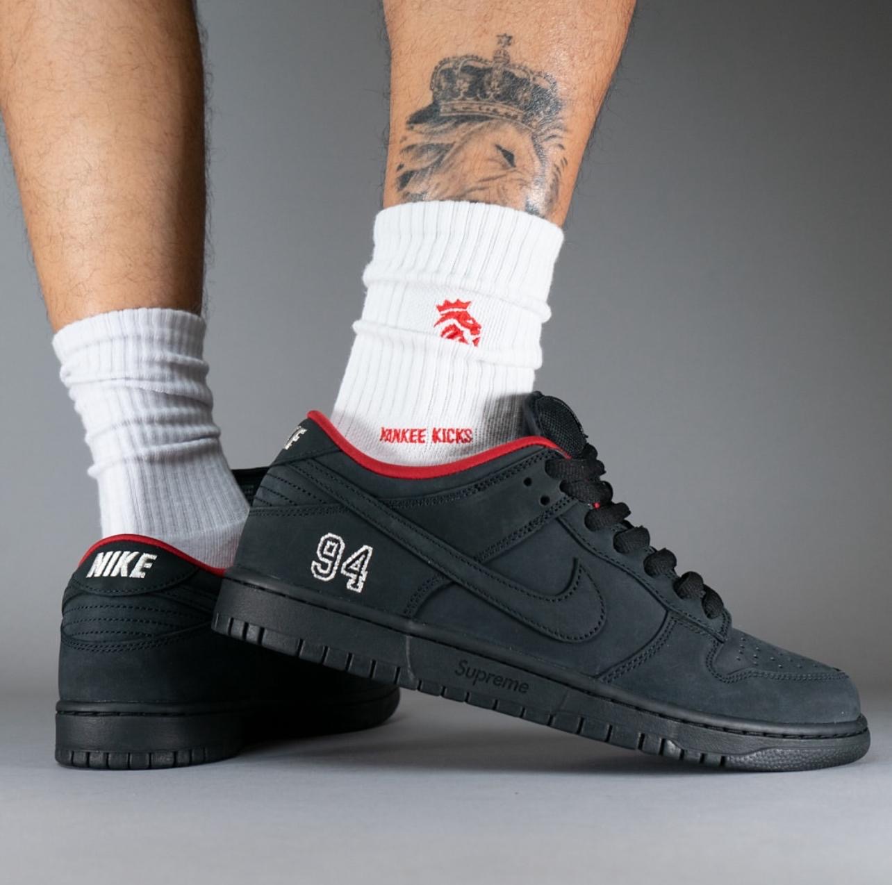 Supreme x Nike SB Dunk Low Black