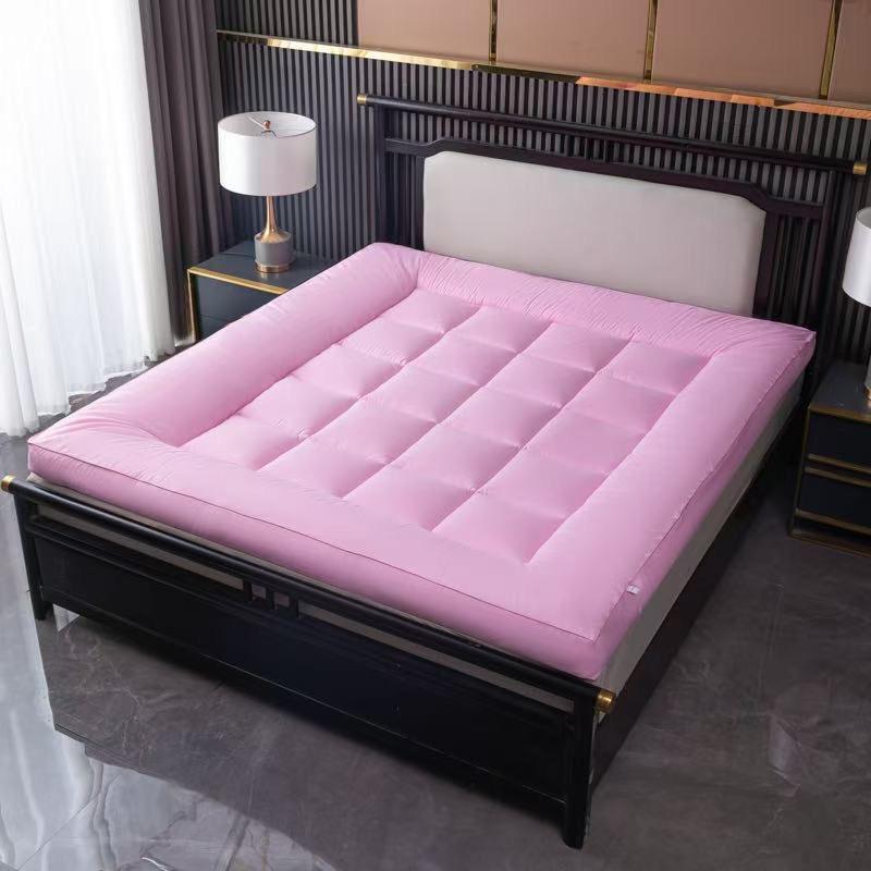 BUY YOUR QUALITY BEDDINGS FROM US